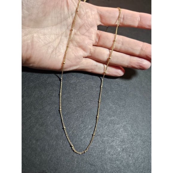 ***Final Sale*** Gold tone jewelry ball necklace - Picture 1 of 13